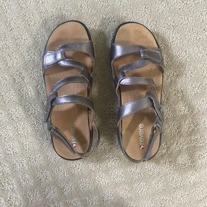 Revere sandals